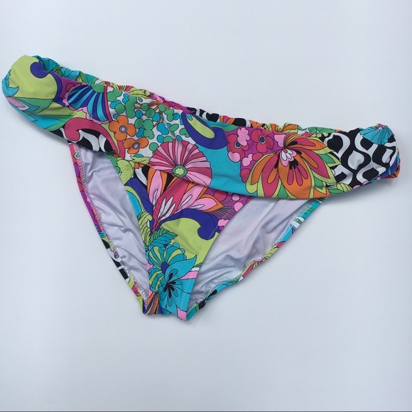 Trina Turk Other - Trina Turk print pattern bikini bottom 12